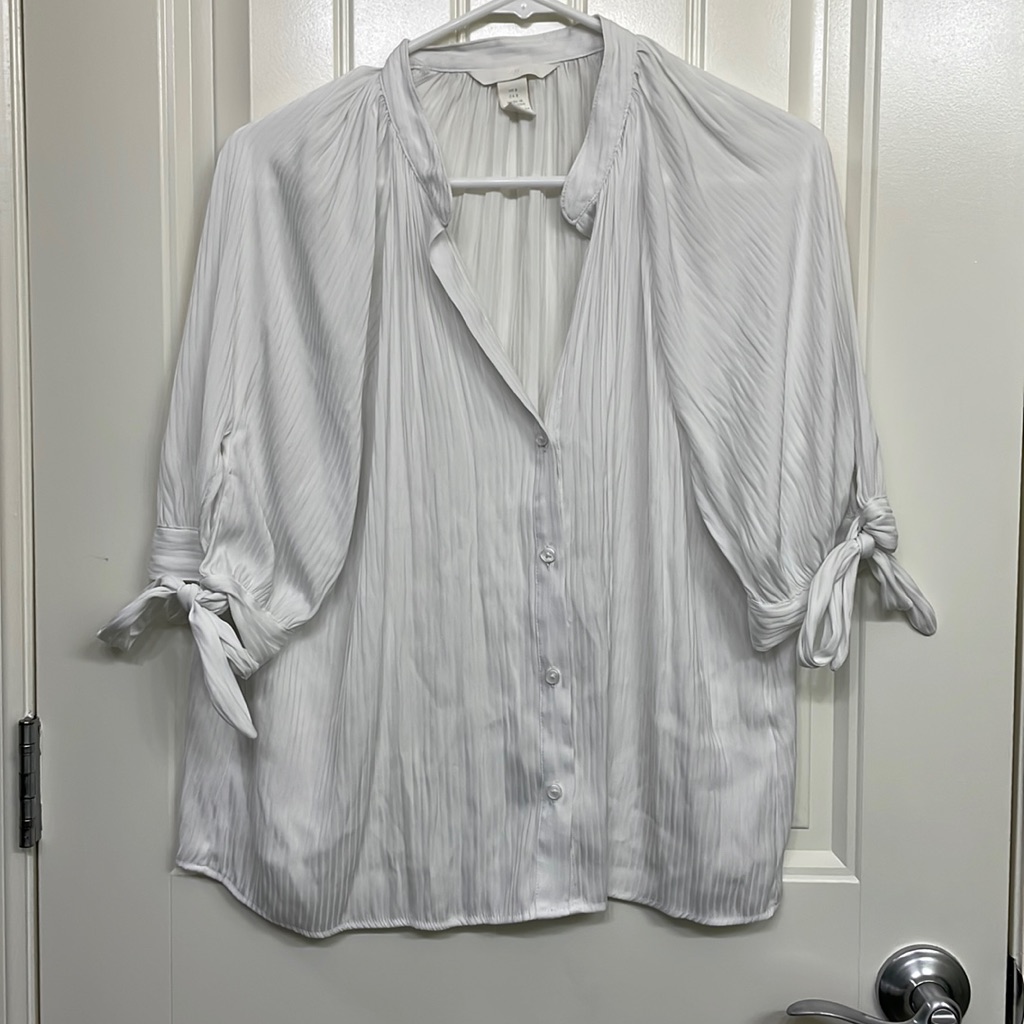H&M White Short Sleeve Button Up Blouse Shirt Size 8